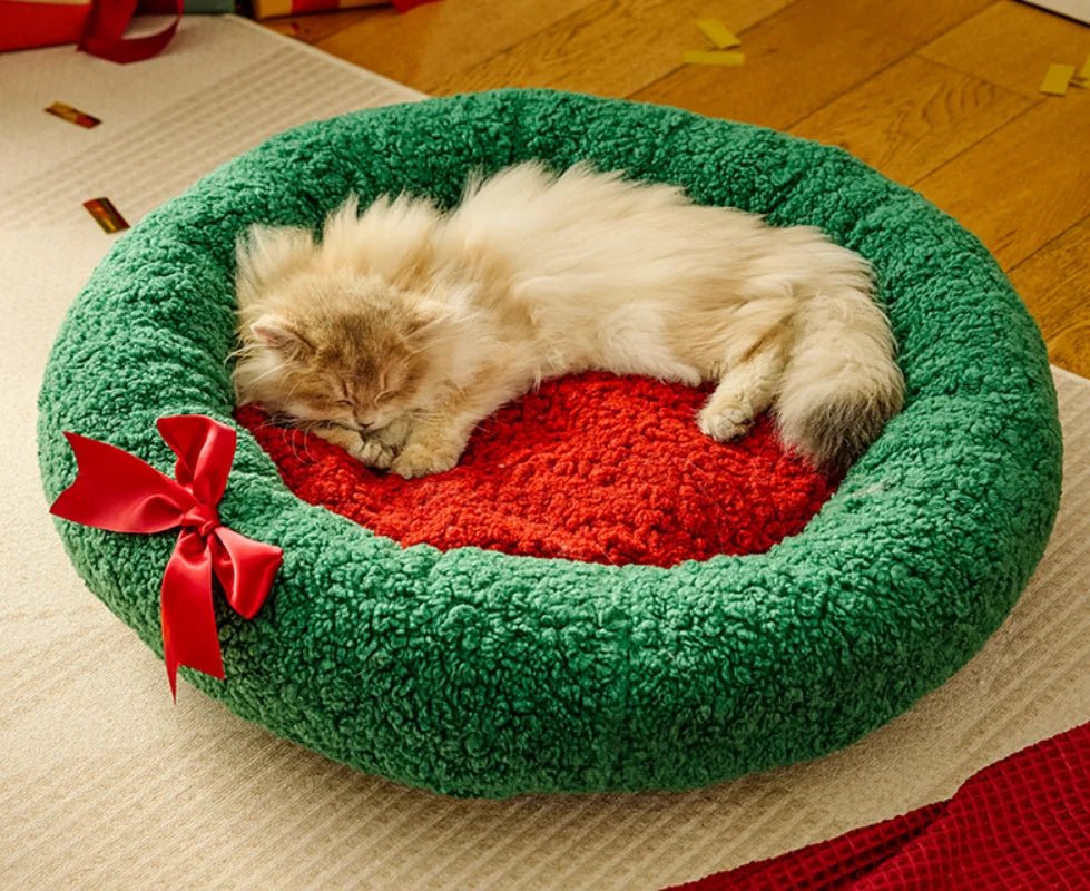 Christmas Cat/Dog Nest Plush Teddy Bed - Pawtique