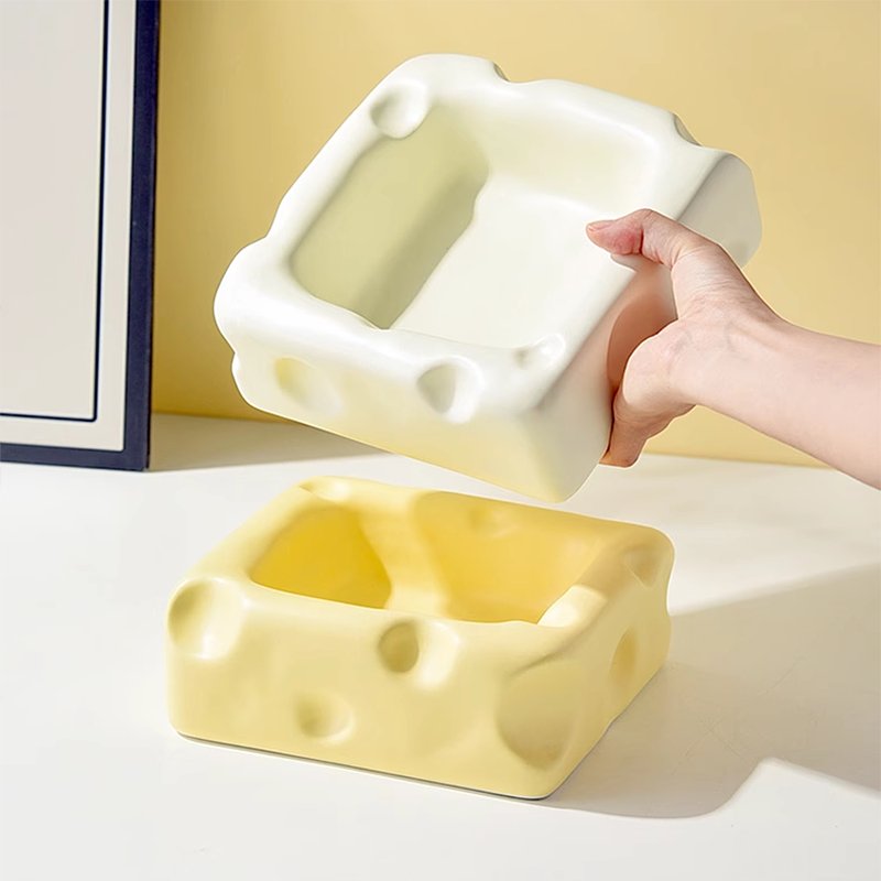 Cute Ceramic Pet Bowl with Cheese Shape - Pawtique